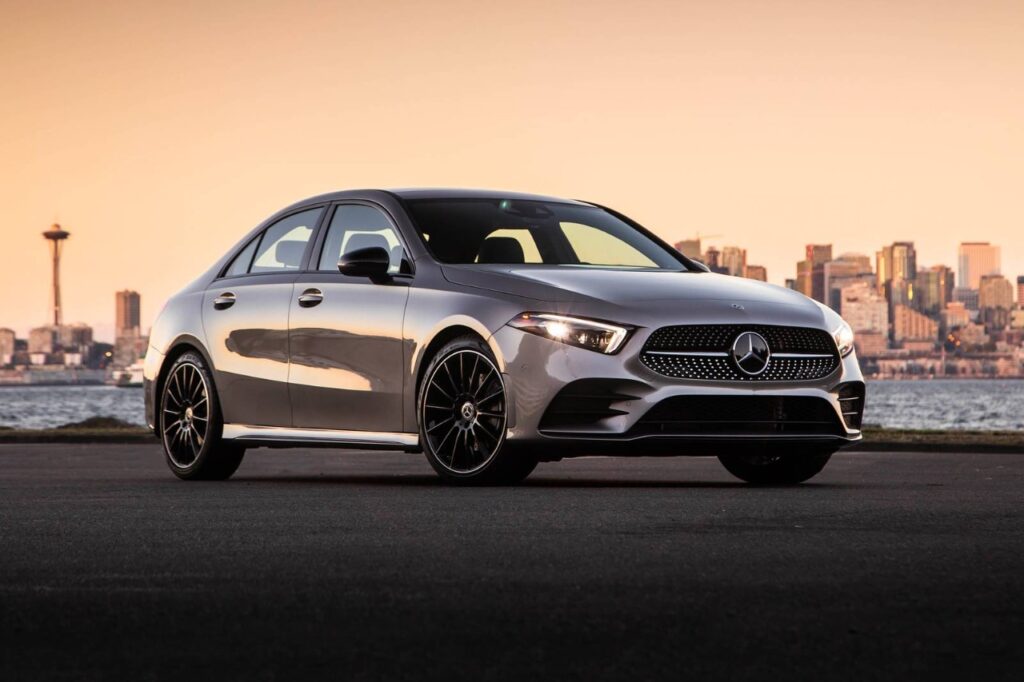 2022-mercedes-benz-a-class-front-side-angle-evtopspeed
