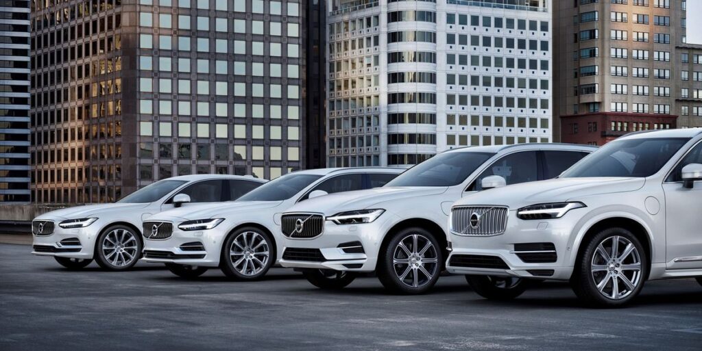 Volvo-Reports-Record-Plug-In-Car-Sales-In-December-2022-21motoring